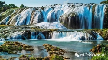 貴州黃果樹大瀑布、梵凈山、西江千戶苗寨、荔波大小七孔、鎮(zhèn)遠(yuǎn)古城遵義會(huì)議會(huì)址、息烽集中營(yíng)汽車七日游
