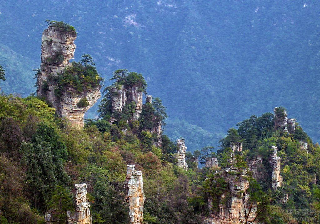 E1線：玻璃橋、袁家界、天子山、金鞭溪、天門山、夯吾苗寨、鳳凰古城湘西“精華之旅”品質純玩4晚5日游